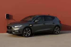 Leon e-Hybrid Nedir? Vergi Avantajı ve Yakıt Tüketimi